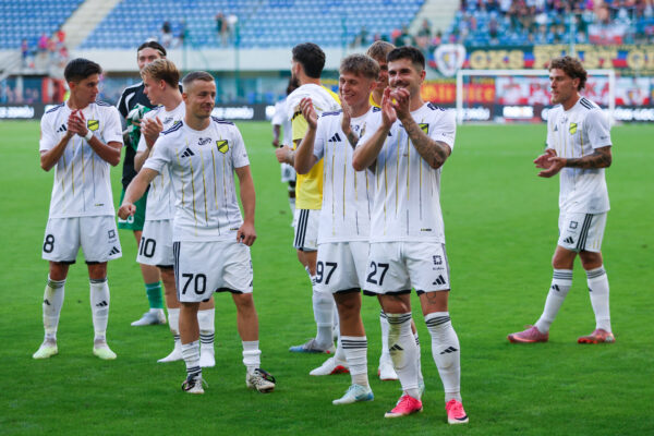 MKS Cracovia Kraków – Wieczysta Kraków: typy, kursy, analiza (21.08.2026) MKS Cracovia Kraków – Wieczysta Kraków: typy, kursy, analiza (21.08.2026)
